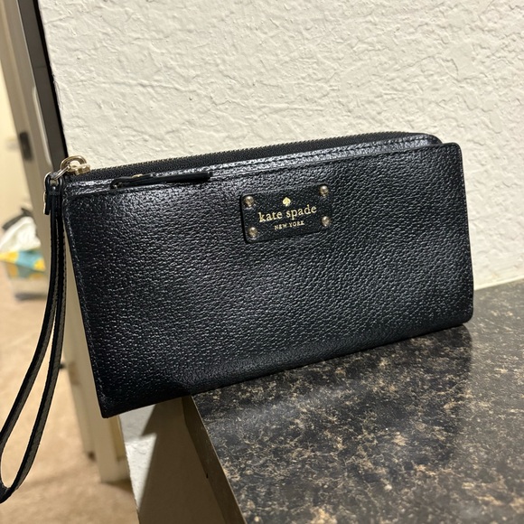kate spade Handbags - Kate Spade Black Textured Wristlet